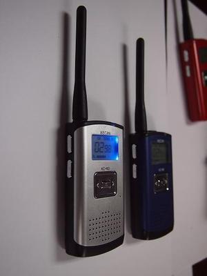 手持迷你對講機(jī) 深圳市威肯實(shí)業(yè)2W迷你無線對講機(jī)詳解