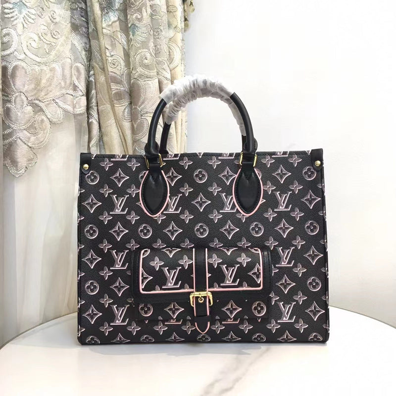 2022 New LV Oversized Tote--7