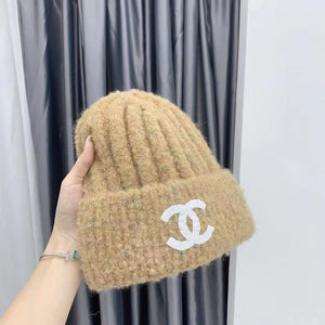 Fashion New autumn and winter knitted hat