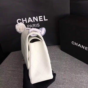 Chanel caviar white 30cm
