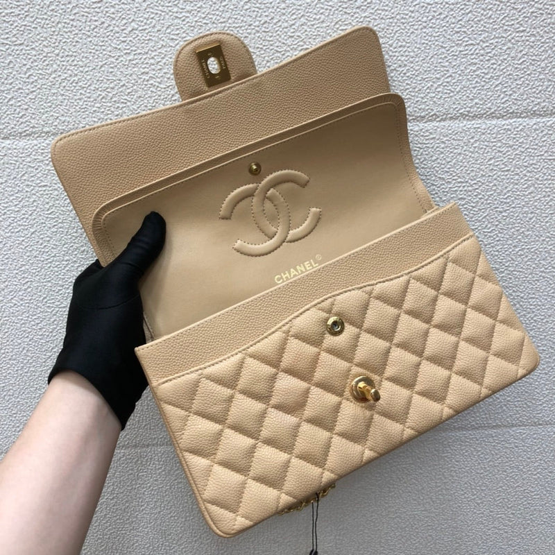 Chanel caviar 25cm
