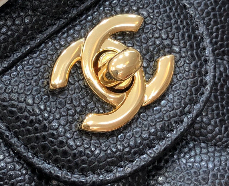 Chanel caviar 25 cm